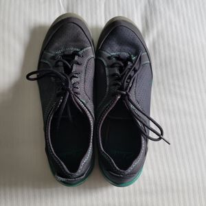 CLARKS Shoes Navy/Teal 9.5 Med